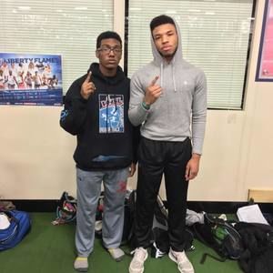 Meet your Posher, Iyon